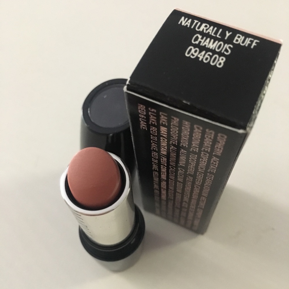 Semi-Shine Lipstick: Naturally Buff